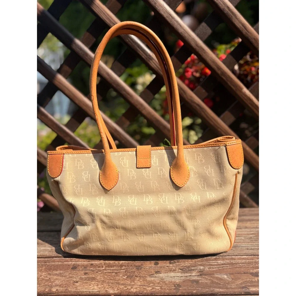Dooney & Bourke Monogram Canvas Tote Bag Beige Tan Leather Trim J6856915